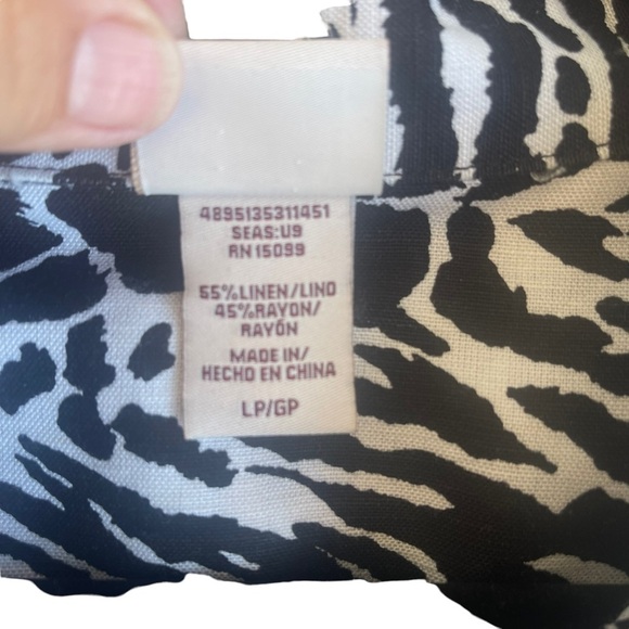 Covington Linen blend Shacket jacket shirt zebra print button down women’s shirt - Picture 7 of 8